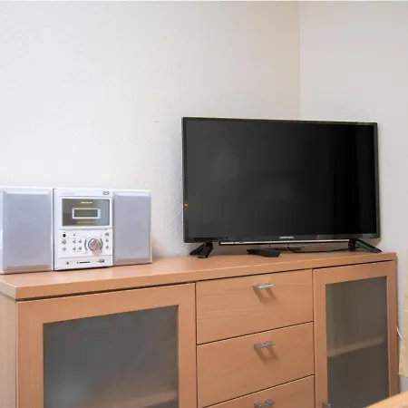 Apartment Strandkorb By Interhome Norddeich (Norden)